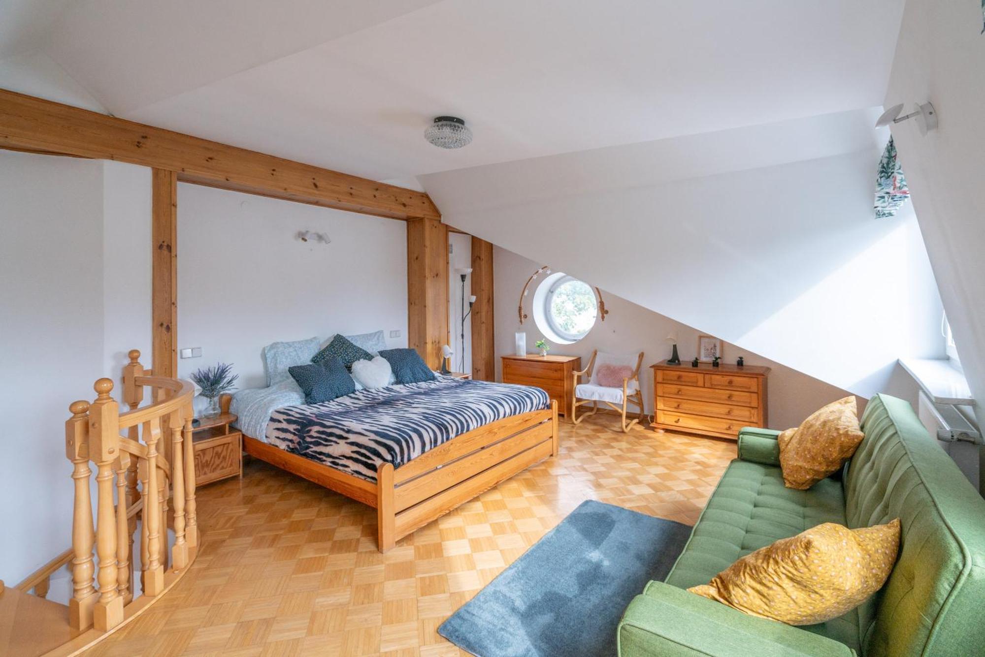 Dwupoziomowy Apartament Krakowskie Przedmiescie Apartment